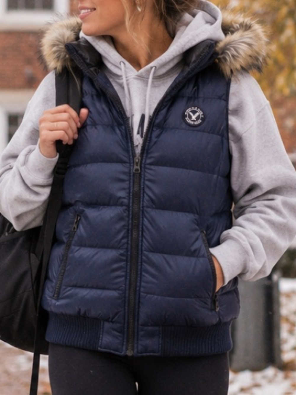 American Eagle Navy Puffer Vest Sherpa Hood Duck Down Medium